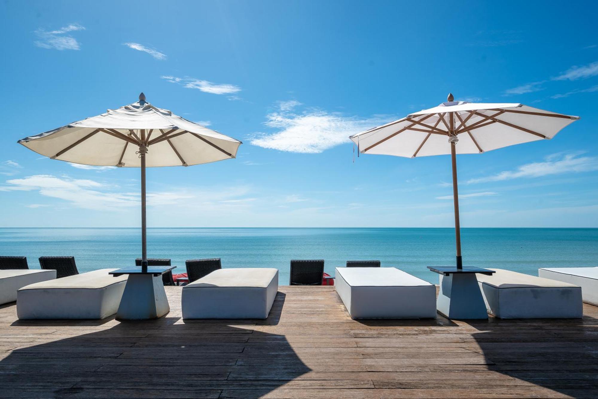 Aava Resort And Spa Khanom Exteriér fotografie